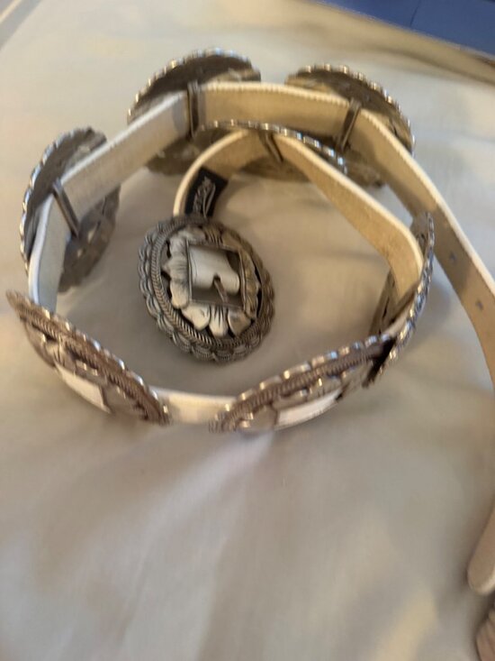 Brighton Sunflower Concho Belt White Silver Size Medium Western-inspired Vintage main image 13